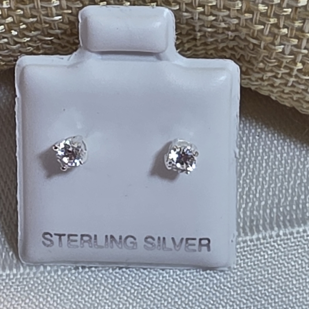 Sterling Silver Stud Earrings. Approximately 1/4 Carat Crystals. Brand New